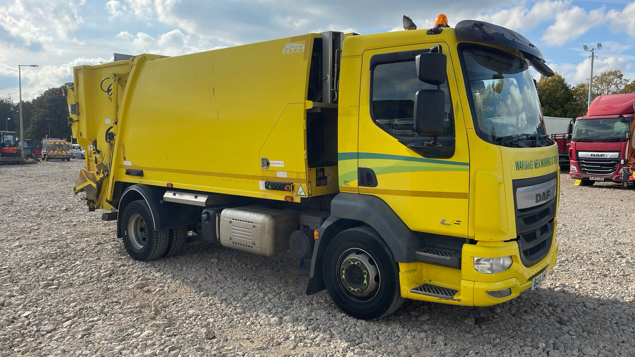DAF LF 220 - Garbage truck: picture 1 DAF LF 220 - Garbage truck: picture 1