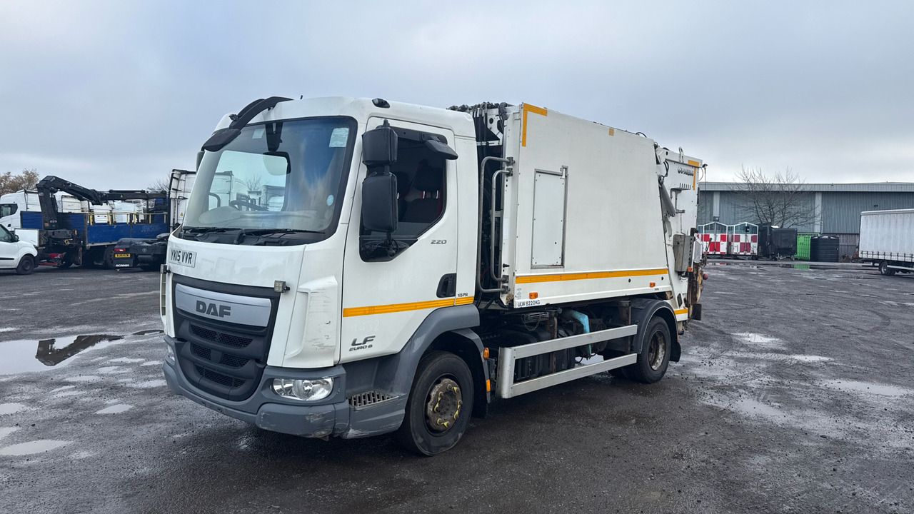 DAF LF 220 - Garbage truck: picture 2 DAF LF 220 - Garbage truck: picture 2