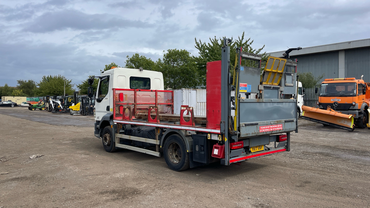 DAF LF 230 - Dropside/ Flatbed truck: picture 3 DAF LF 230 - Dropside/ Flatbed truck: picture 3