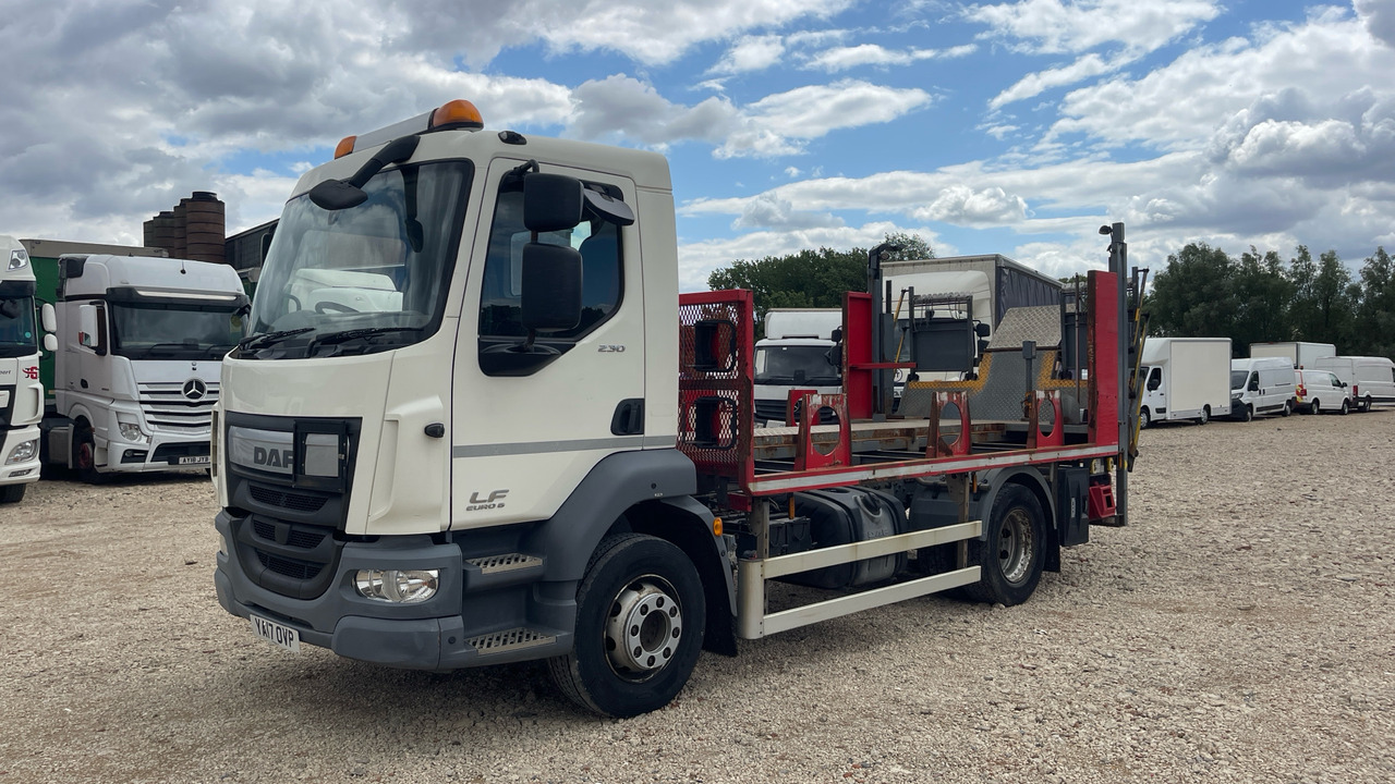 DAF LF 230 - Dropside/ Flatbed truck: picture 2 DAF LF 230 - Dropside/ Flatbed truck: picture 2