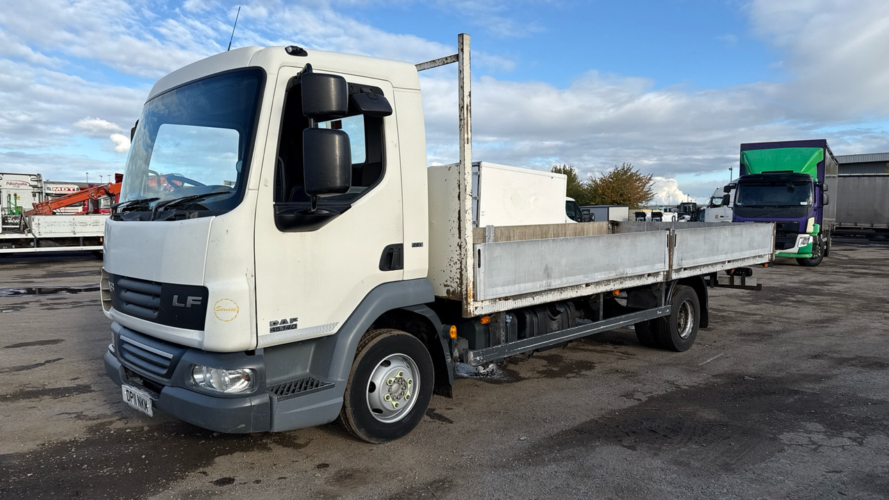 DAF LF 45.140 - Dropside/ Flatbed truck: picture 2 DAF LF 45.140 - Dropside/ Flatbed truck: picture 2