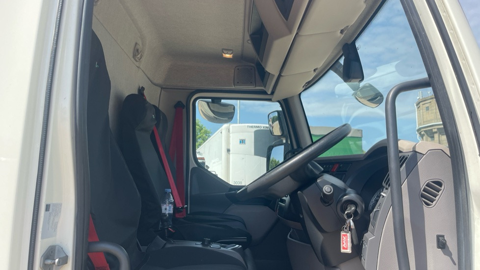 DAF LF180 EURO 6 7.5 TONNE - Box truck: picture 5 DAF LF180 EURO 6 7.5 TONNE - Box truck: picture 5
