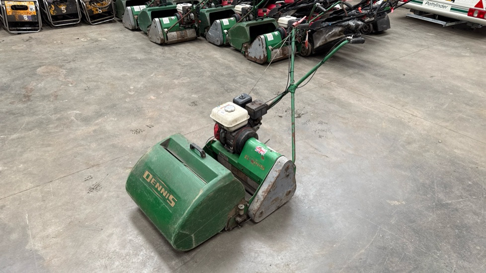 DENNIS FT510 PEDESTRIAN CYLINDER MOWER, NO UNIT, GRASS BOX - Garden mower: picture 3 DENNIS FT510 PEDESTRIAN CYLINDER MOWER, NO UNIT, GRASS BOX - Garden mower: picture 3