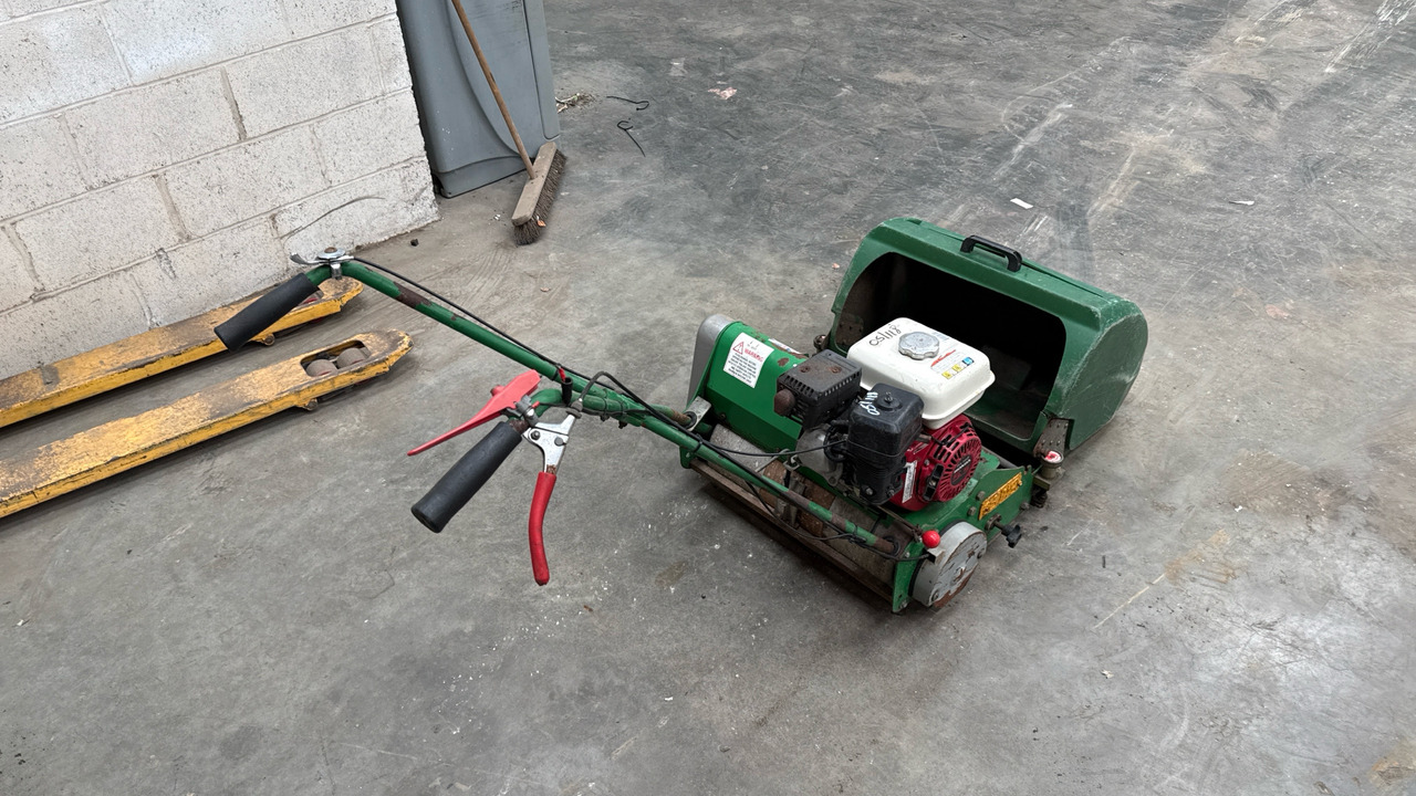 DENNIS FT510 PEDESTRIAN CYLINDER MOWER WITH 5K UNIT AND GRASS BOX - Garden mower: picture 1 DENNIS FT510 PEDESTRIAN CYLINDER MOWER WITH 5K UNIT AND GRASS BOX - Garden mower: picture 1
