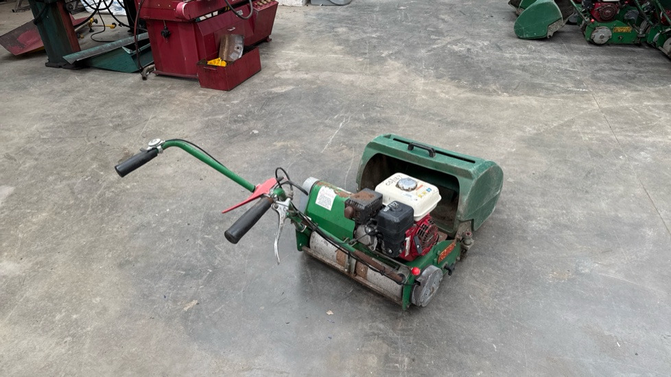 DENNIS FT510 PEDESTRIAN CYLINDER MOWER WITH 5K UNIT AND GRASS BOX - Garden mower: picture 3 DENNIS FT510 PEDESTRIAN CYLINDER MOWER WITH 5K UNIT AND GRASS BOX - Garden mower: picture 3