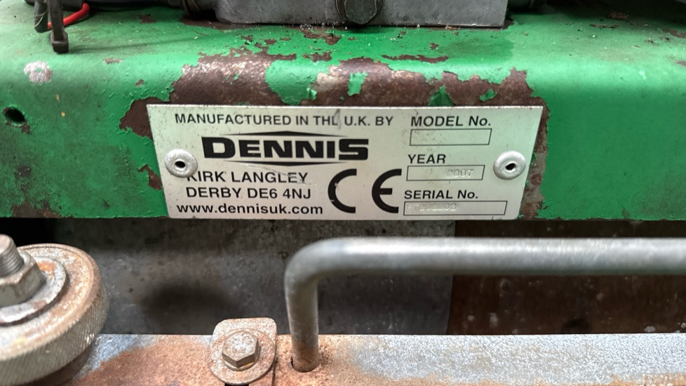 DENNIS FT510 PEDESTRIAN CYLINDER MOWER WITH 5K UNIT AND GRASS BOX - Garden mower: picture 5 DENNIS FT510 PEDESTRIAN CYLINDER MOWER WITH 5K UNIT AND GRASS BOX - Garden mower: picture 5
