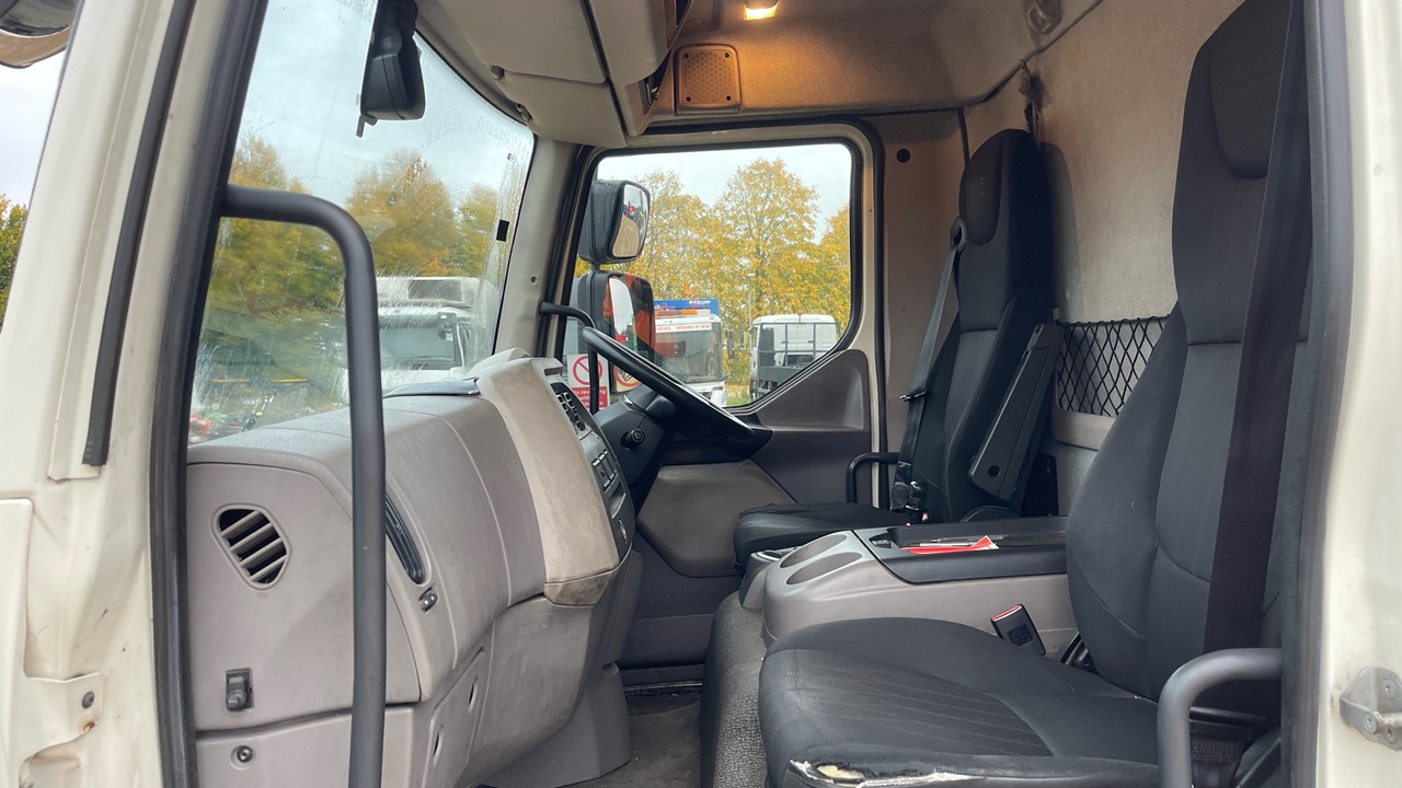 Box truck Daf LF 180: picture 15
