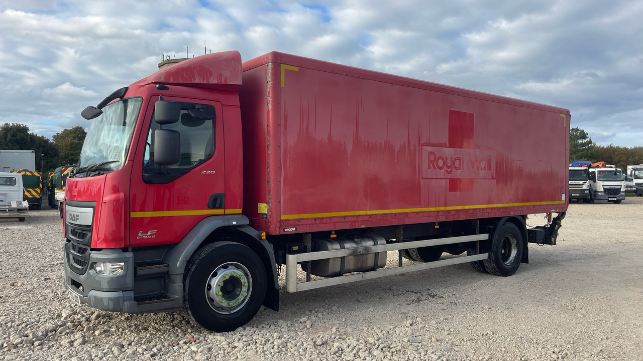 Daf LF 220 - Box truck: picture 2 Daf LF 220 - Box truck: picture 2