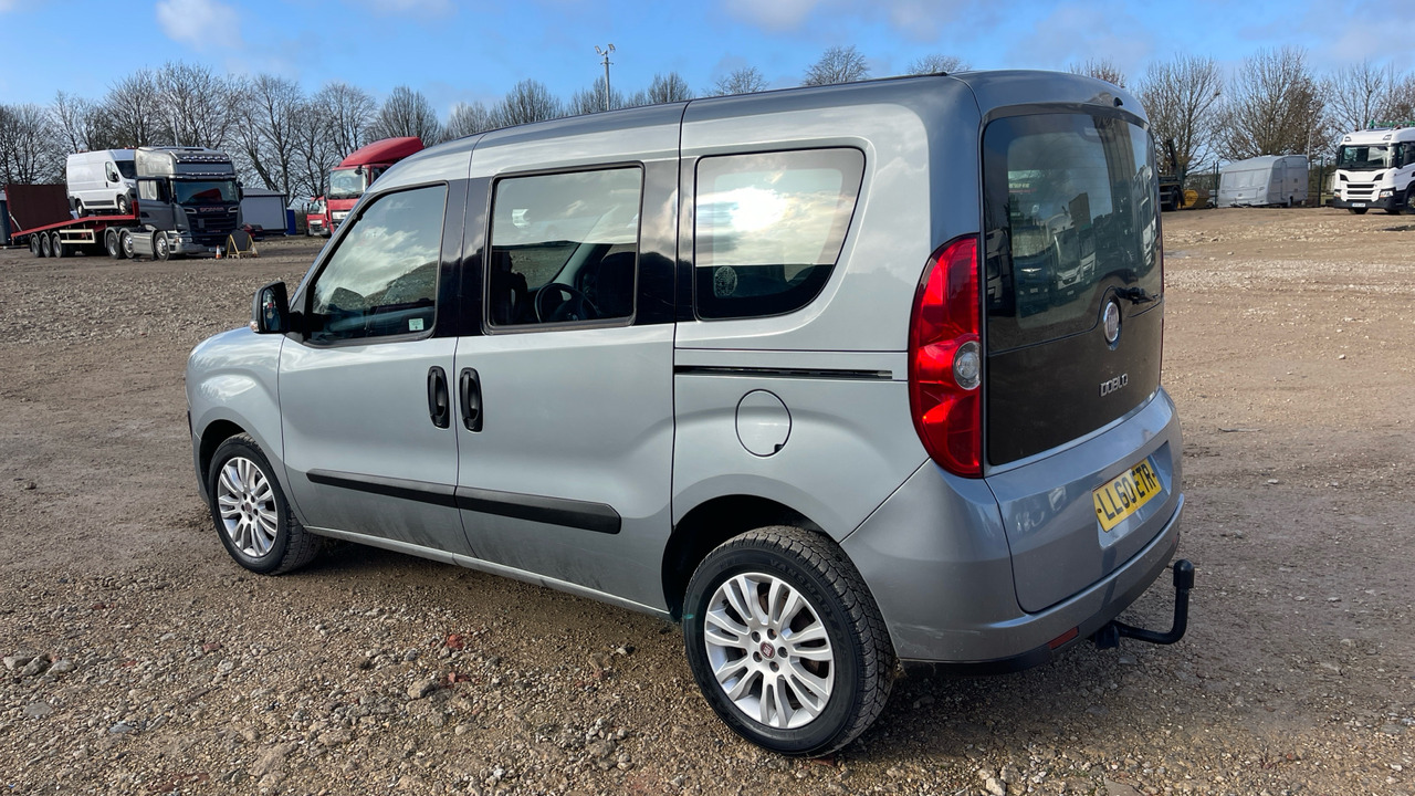 FIAT DOBLO 1.6 Multijet 105PS - Station wagon: picture 3 FIAT DOBLO 1.6 Multijet 105PS - Station wagon: picture 3