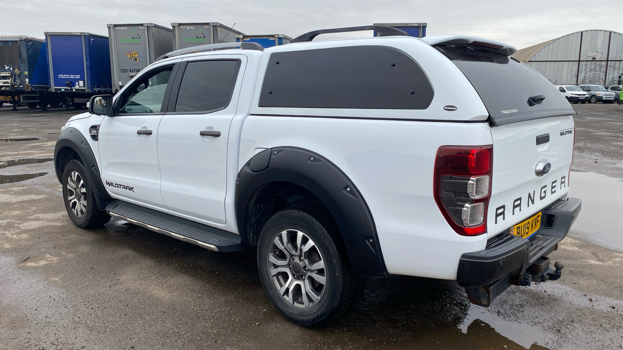 FORD RANGER Wildtrak 3.2 TDCi 200PS - Pickup truck, Combi van: picture 3 FORD RANGER Wildtrak 3.2 TDCi 200PS - Pickup truck, Combi van: picture 3