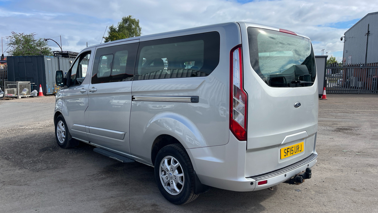 FORD TOURNEO CUSTOM 300 2.2 TDCi 125PS - Minibus, Passenger van: picture 3 FORD TOURNEO CUSTOM 300 2.2 TDCi 125PS - Minibus, Passenger van: picture 3