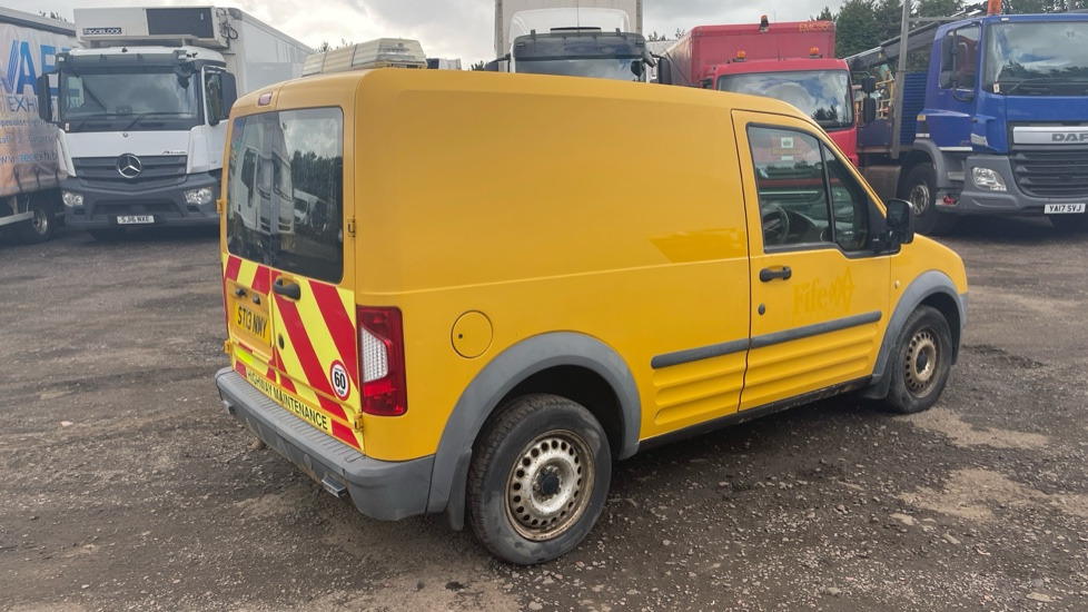 FORD TRANSIT CONNECT T200 1.8 TDCI 75PS - Small van: picture 4 FORD TRANSIT CONNECT T200 1.8 TDCI 75PS - Small van: picture 4