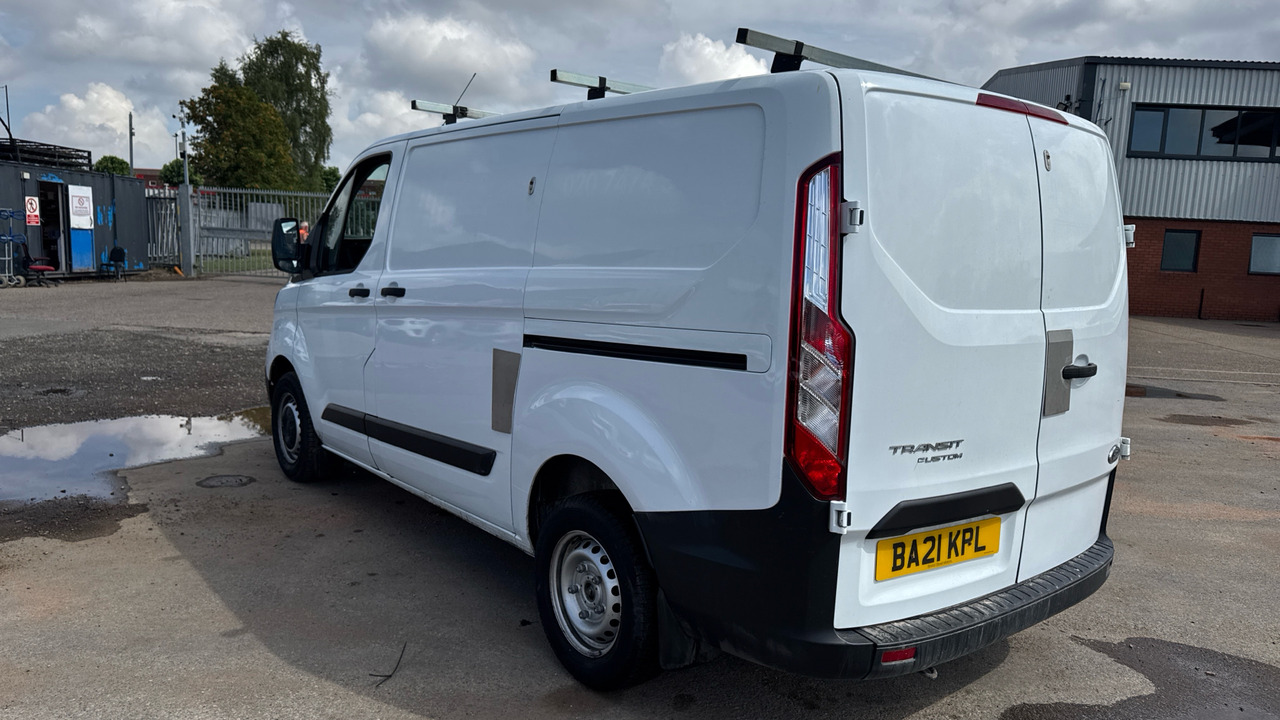 FORD TRANSIT CUSTOM 300 2.0 TDCI ECO BLUE 105PS - Small van: picture 3 FORD TRANSIT CUSTOM 300 2.0 TDCI ECO BLUE 105PS - Small van: picture 3