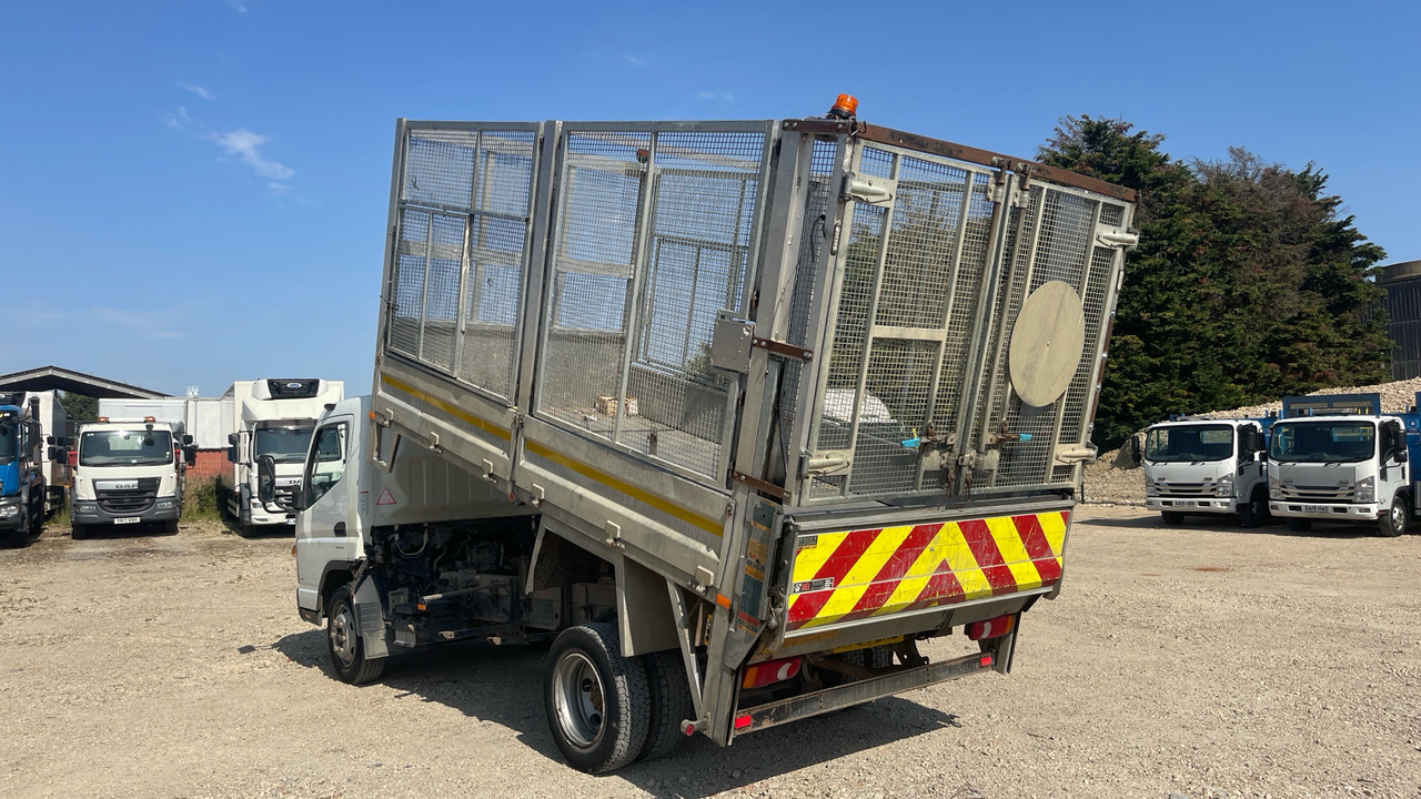 FUSO CANTER 7C18 - Tipper: picture 3 FUSO CANTER 7C18 - Tipper: picture 3
