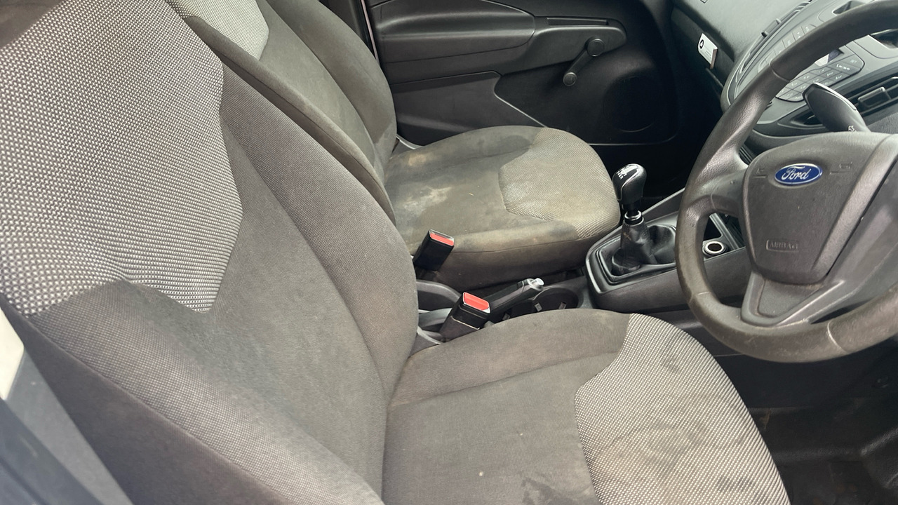 Ford Transit COURIER 1.5 TDCi - Small van: picture 5 Ford Transit COURIER 1.5 TDCi - Small van: picture 5