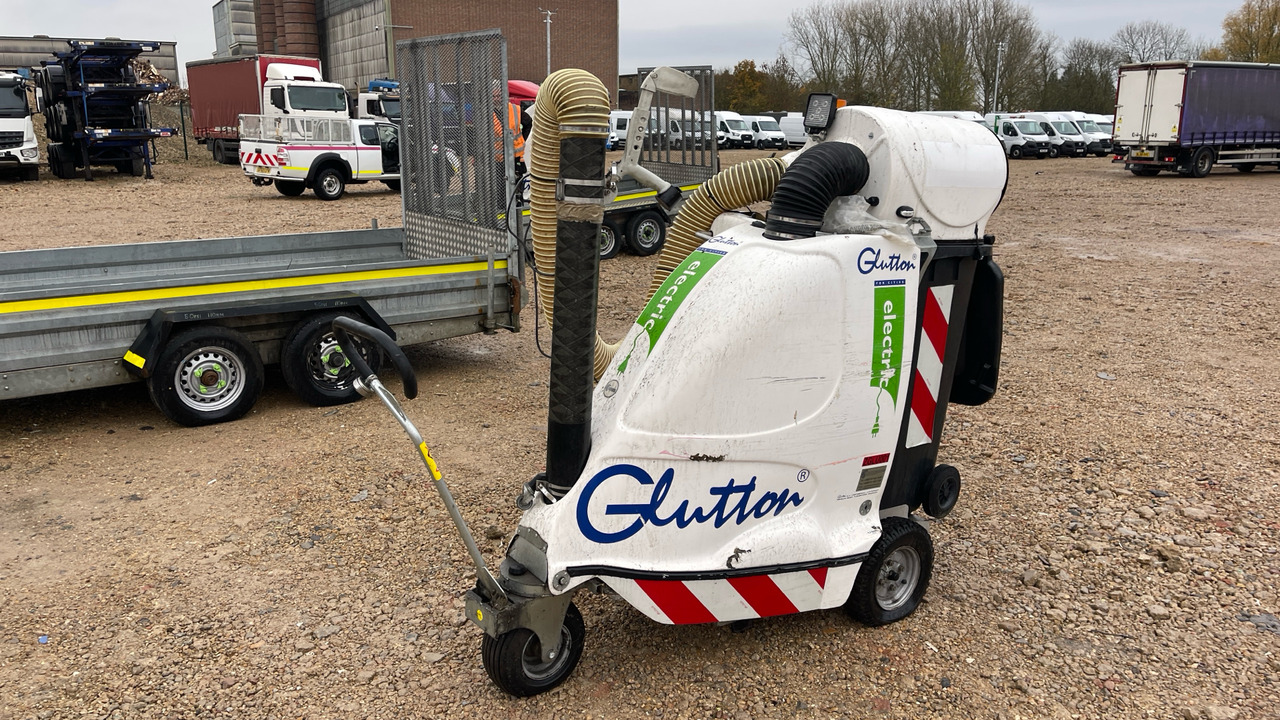 Glutton 2411 - Industrial vacuum cleaner: picture 2 Glutton 2411 - Industrial vacuum cleaner: picture 2