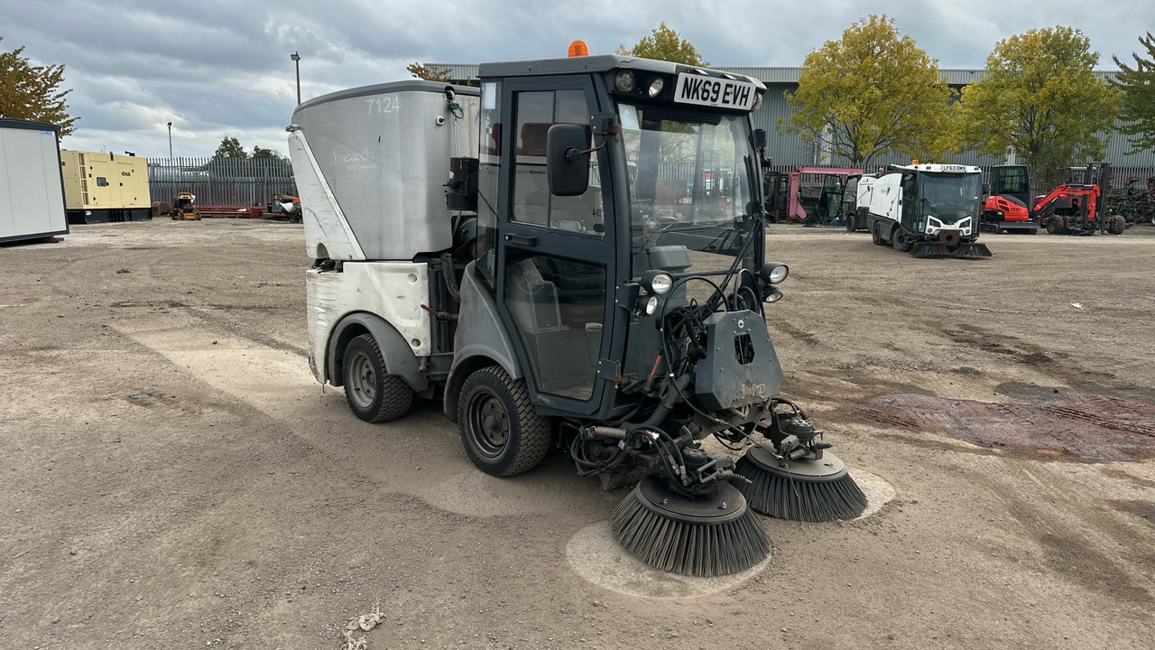 HAKO CITYMASTER 600 - Road sweeper: picture 1 HAKO CITYMASTER 600 - Road sweeper: picture 1