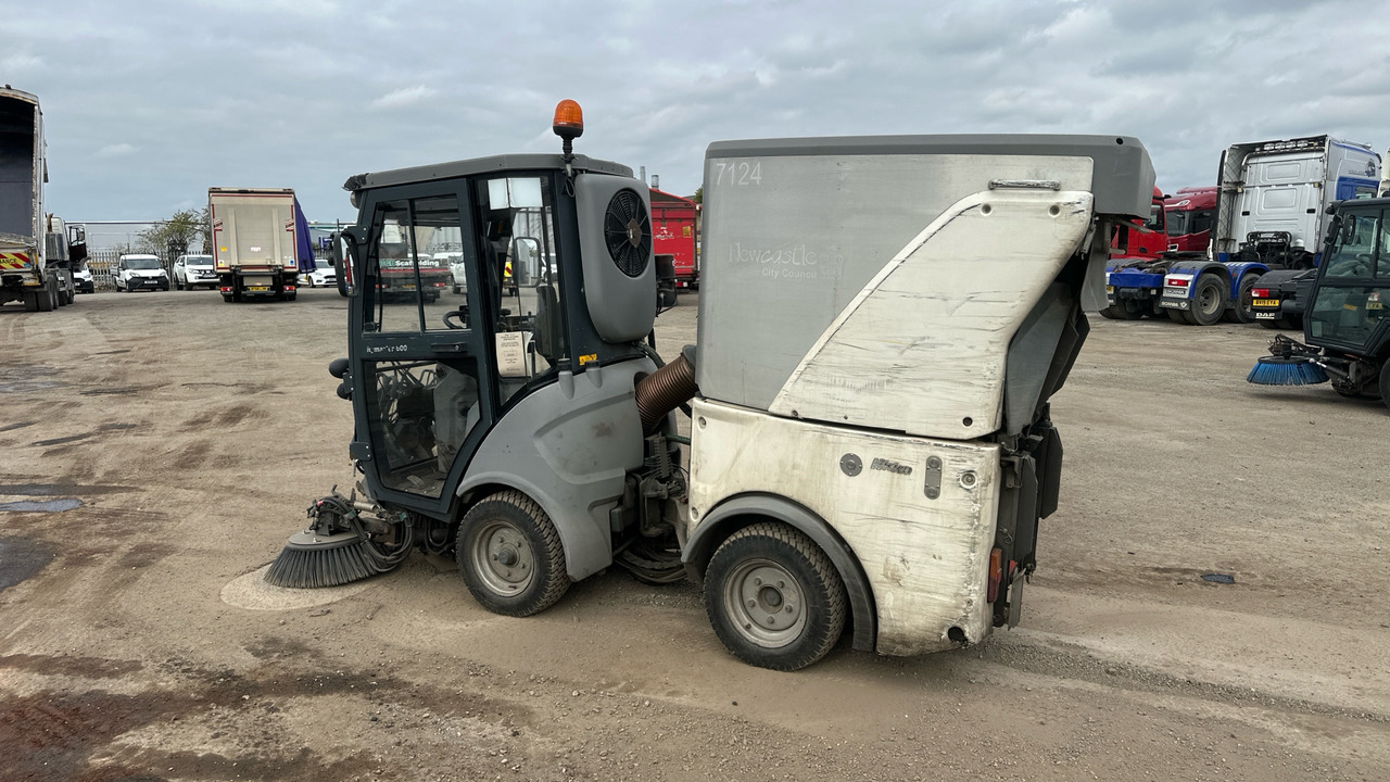 HAKO CITYMASTER 600 - Road sweeper: picture 3 HAKO CITYMASTER 600 - Road sweeper: picture 3