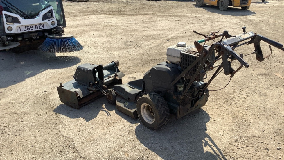 HAYTER 249 PEDESTRIAN MOWER - Garden mower: picture 4 HAYTER 249 PEDESTRIAN MOWER - Garden mower: picture 4