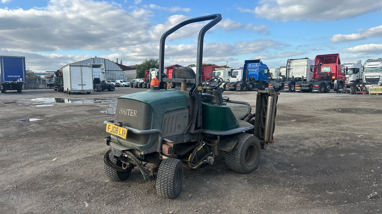 HAYTER - Garden mower: picture 4 HAYTER - Garden mower: picture 4