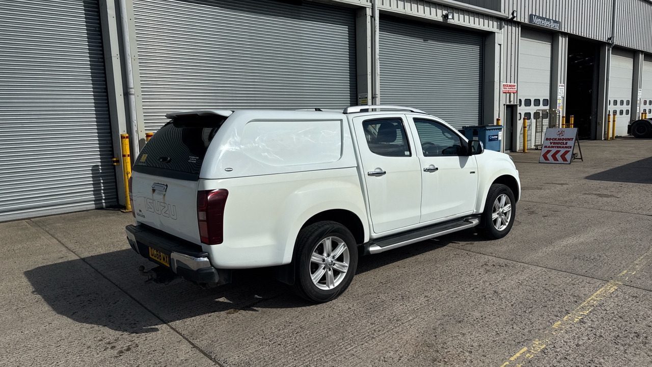 ISUZU D-MAX 1.9 UTAH - Pickup truck, Combi van: picture 4 ISUZU D-MAX 1.9 UTAH - Pickup truck, Combi van: picture 4