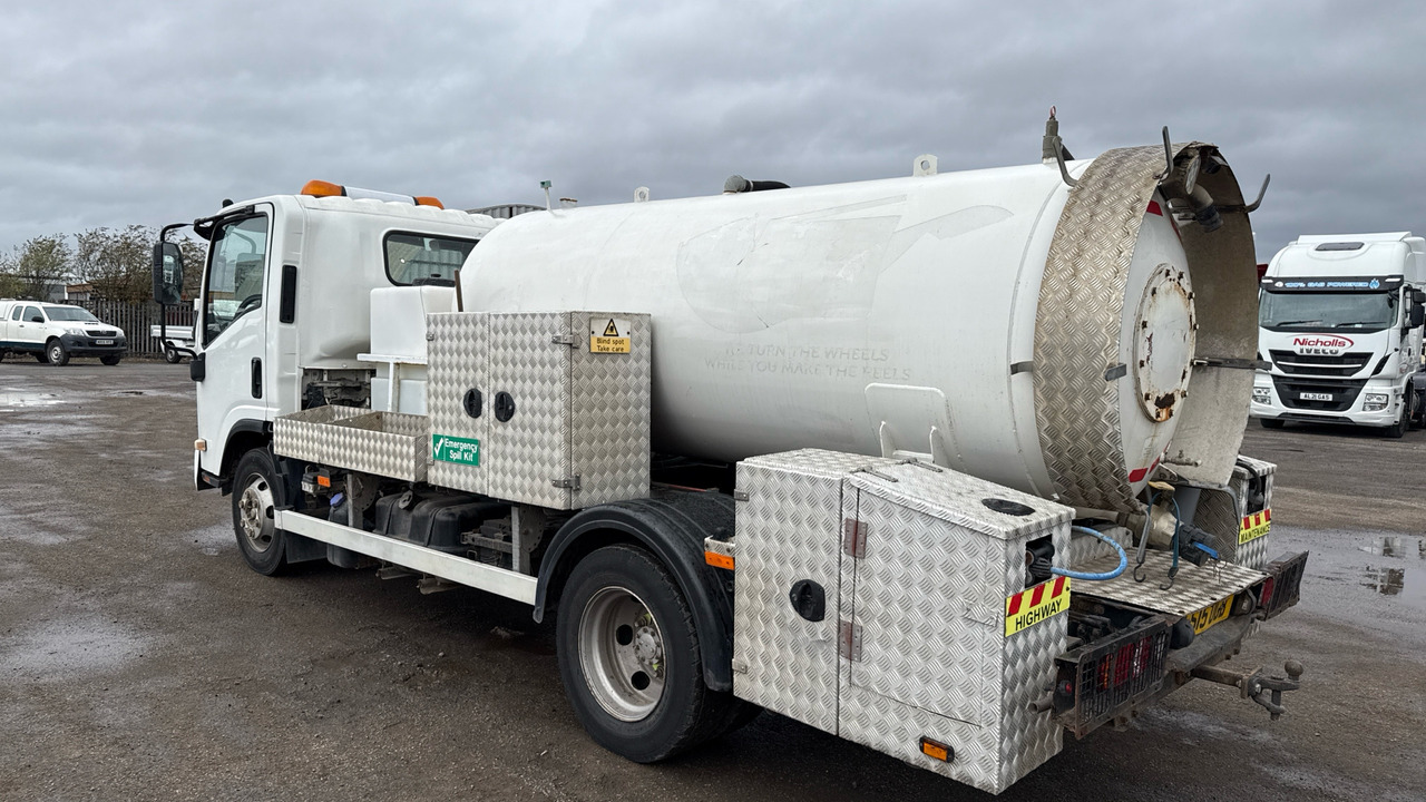 ISUZU N75 190 - Tank truck: picture 3 ISUZU N75 190 - Tank truck: picture 3