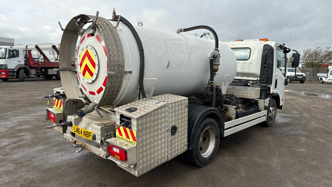 ISUZU N75 190 - Tank truck: picture 4 ISUZU N75 190 - Tank truck: picture 4