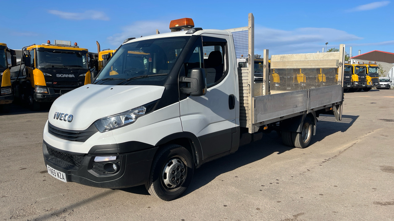 IVECO DAILY 2.3 35-160 - Flatbed van: picture 2 IVECO DAILY 2.3 35-160 - Flatbed van: picture 2