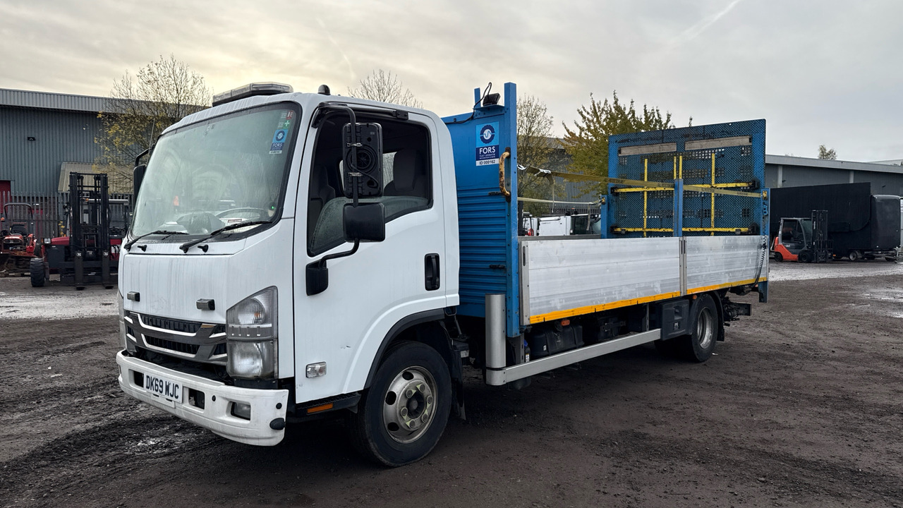 Isuzu N75 190 - Dropside/ Flatbed truck: picture 2 Isuzu N75 190 - Dropside/ Flatbed truck: picture 2