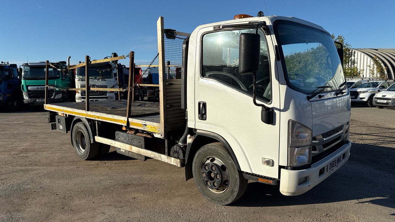Isuzu N75 190 - Dropside/ Flatbed truck: picture 1 Isuzu N75 190 - Dropside/ Flatbed truck: picture 1