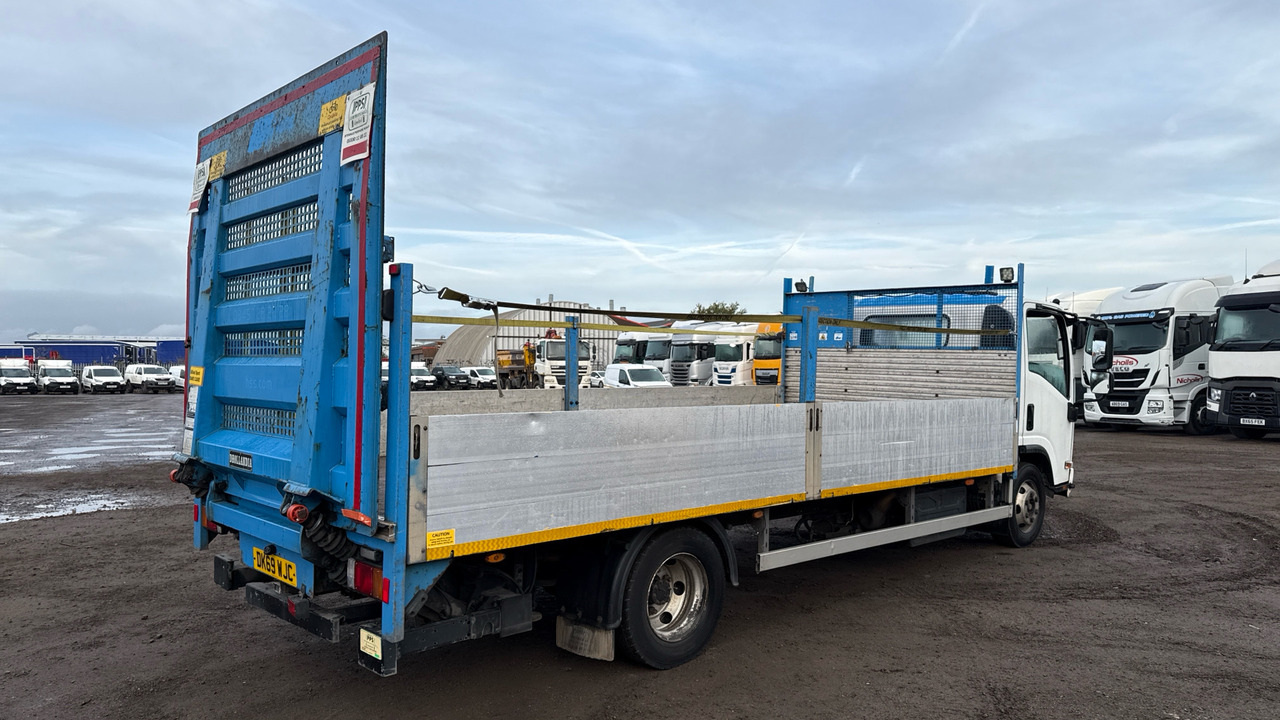 Isuzu N75 190 - Dropside/ Flatbed truck: picture 4 Isuzu N75 190 - Dropside/ Flatbed truck: picture 4