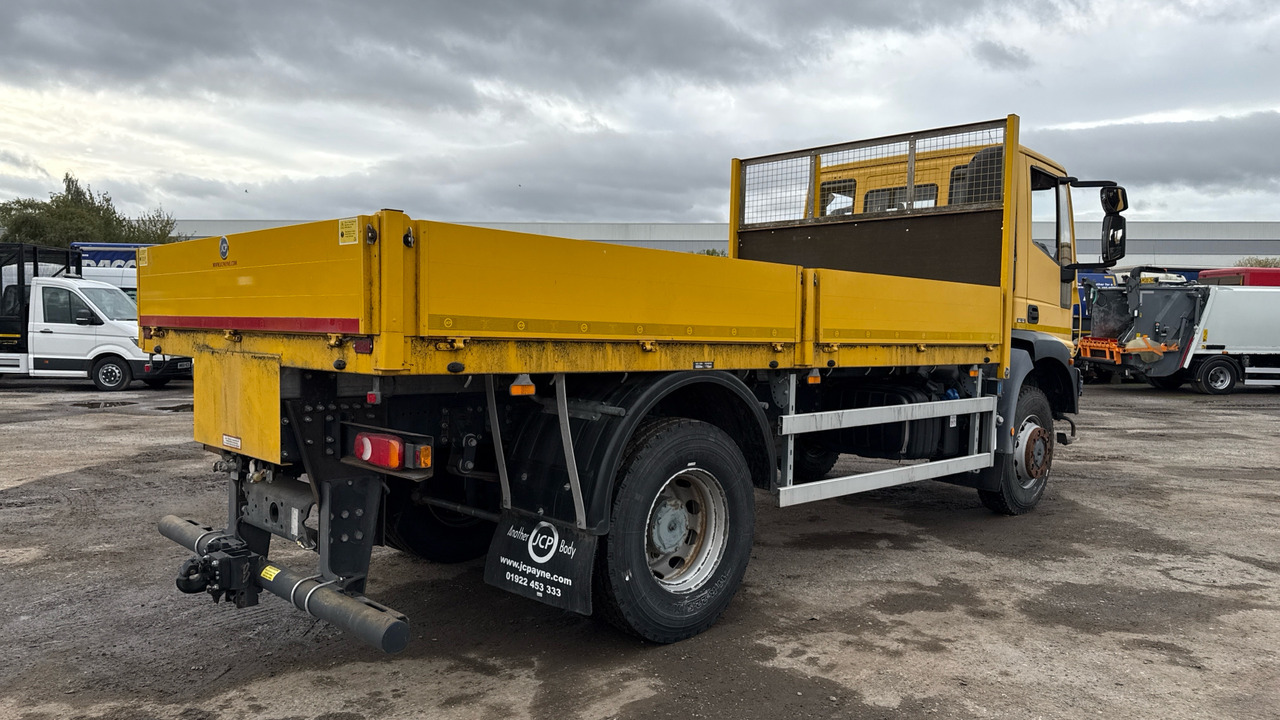 Iveco Eurocargo 150E25 - Dropside/ Flatbed truck: picture 4 Iveco Eurocargo 150E25 - Dropside/ Flatbed truck: picture 4