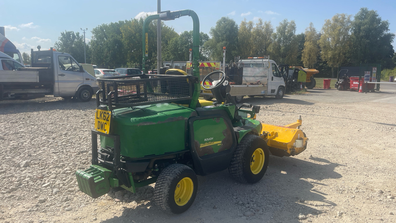 JOHN DEERE F1400 - Garden mower: picture 4 JOHN DEERE F1400 - Garden mower: picture 4