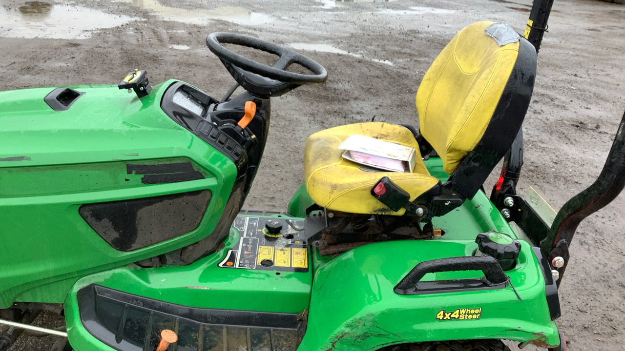 JOHN DEERE X949 - Garden mower: picture 5 JOHN DEERE X949 - Garden mower: picture 5