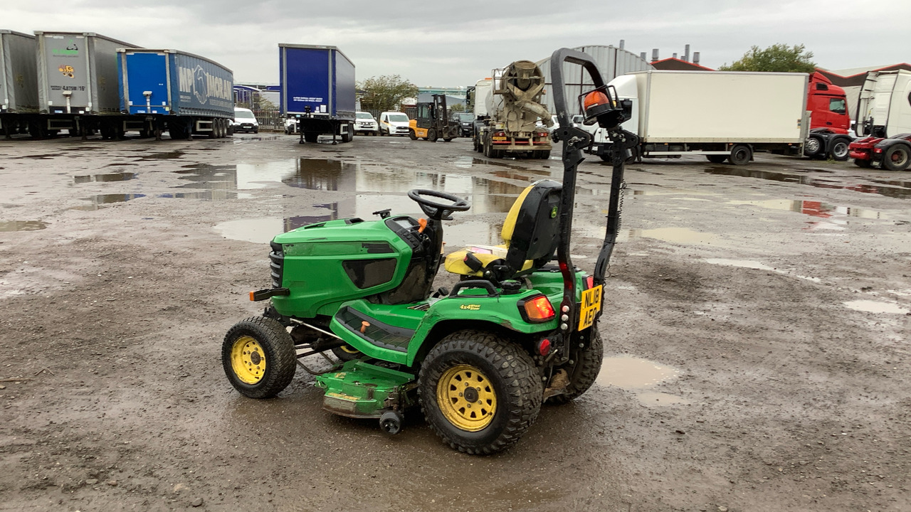 JOHN DEERE X949 - Garden mower: picture 4 JOHN DEERE X949 - Garden mower: picture 4