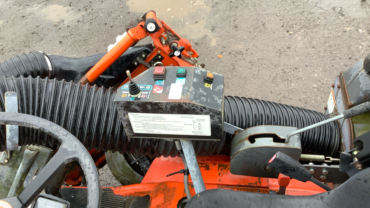 Garden mower KUBOTA AM3300: picture 6