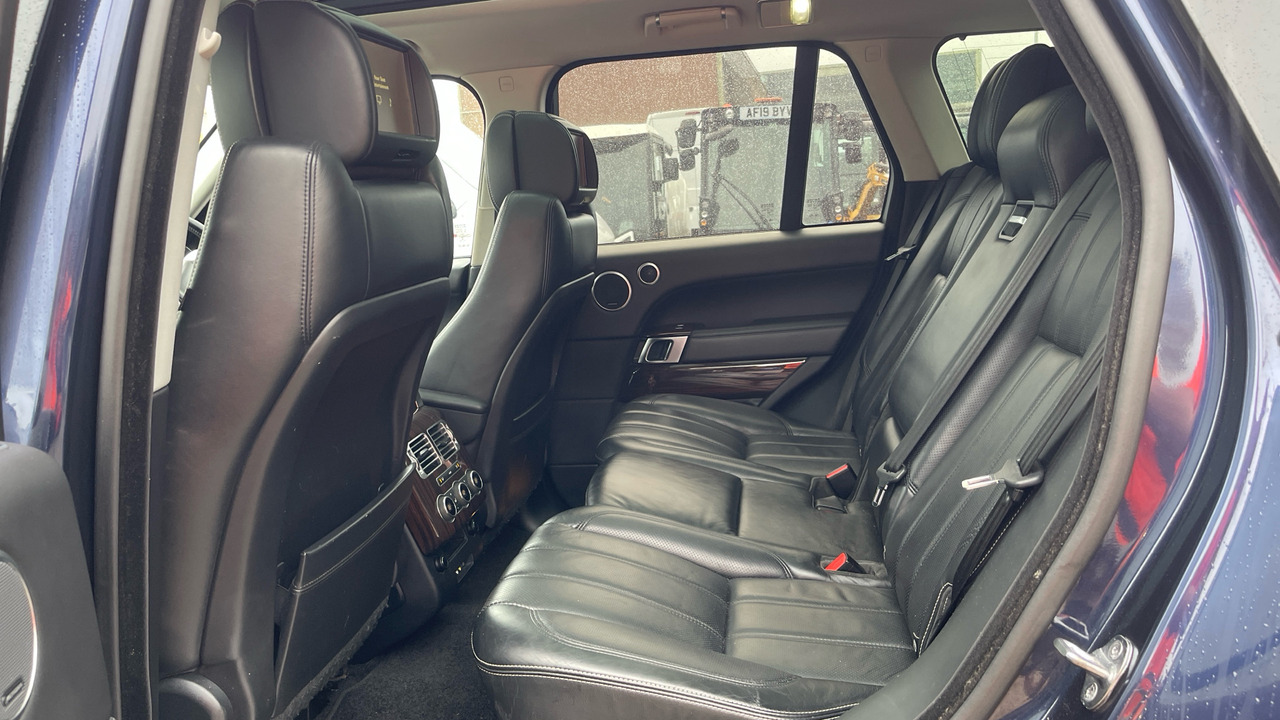 Station wagon LAND ROVER RANGE ROVER 4.4 VOGUE SVR: picture 16