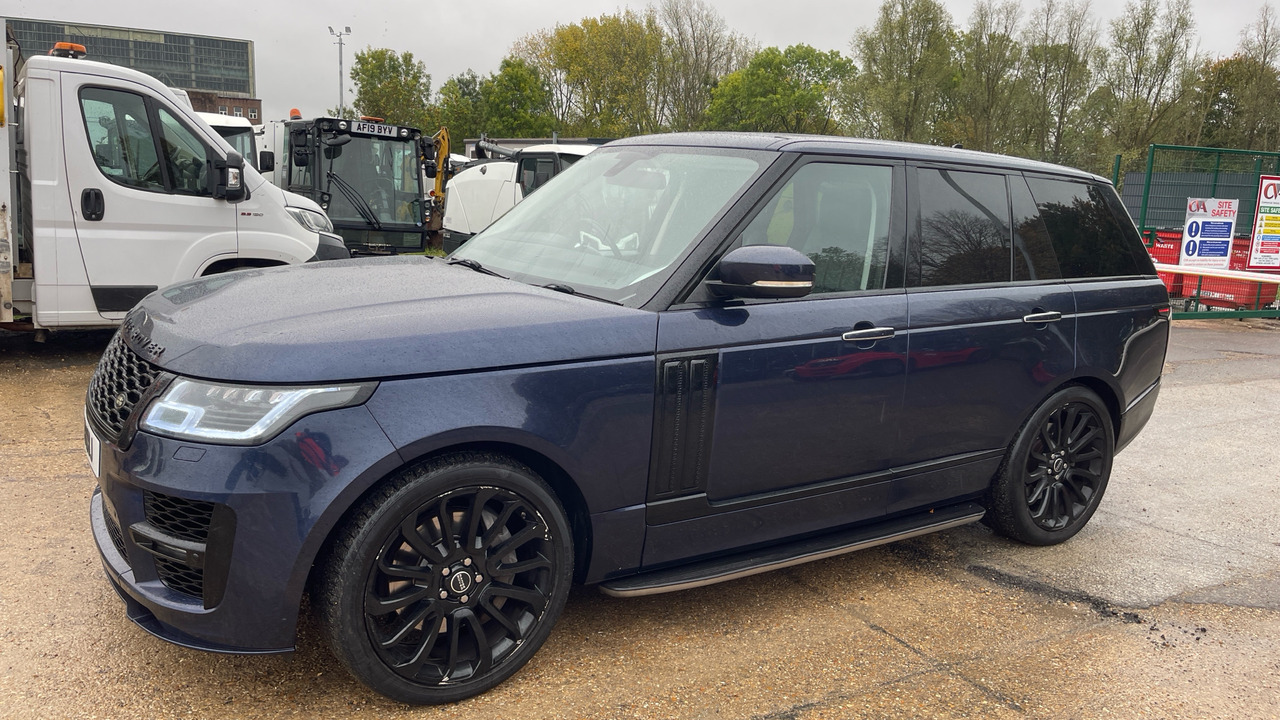 LAND ROVER RANGE ROVER 4.4 VOGUE SVR - Station wagon: picture 2 LAND ROVER RANGE ROVER 4.4 VOGUE SVR - Station wagon: picture 2