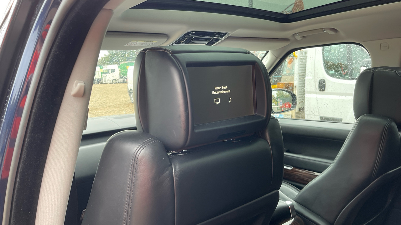 Station wagon LAND ROVER RANGE ROVER 4.4 VOGUE SVR: picture 17