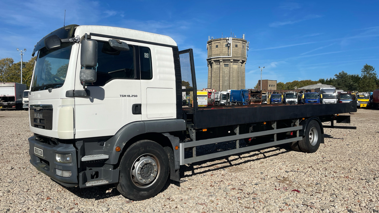MAN TGM 18.250 - Dropside/ Flatbed truck: picture 2 MAN TGM 18.250 - Dropside/ Flatbed truck: picture 2