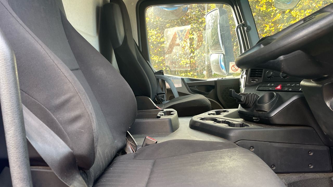 MERCEDES-BENZ ANTOS  2532 - Curtainsider truck: picture 5 MERCEDES-BENZ ANTOS  2532 - Curtainsider truck: picture 5