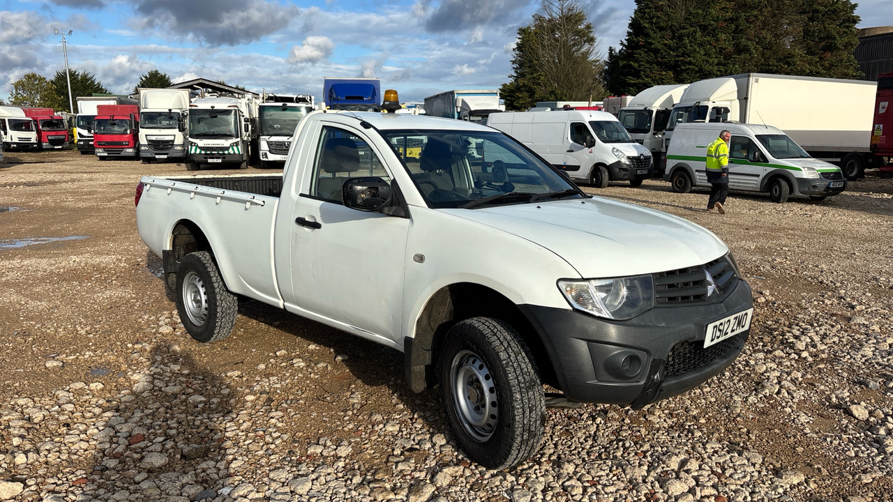 MITSUBISHI L200 - Pickup truck: picture 1 MITSUBISHI L200 - Pickup truck: picture 1
