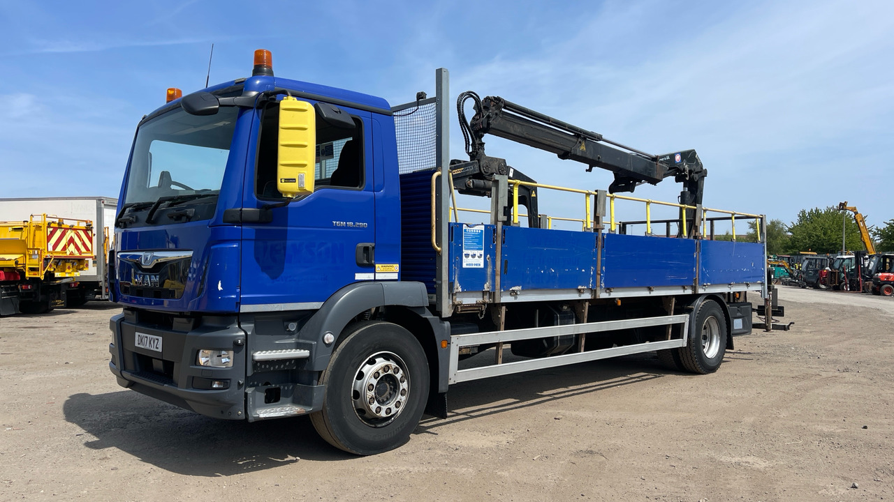 Man TGM 18.290 - Dropside/ Flatbed truck, Crane truck: picture 2 Man TGM 18.290 - Dropside/ Flatbed truck, Crane truck: picture 2