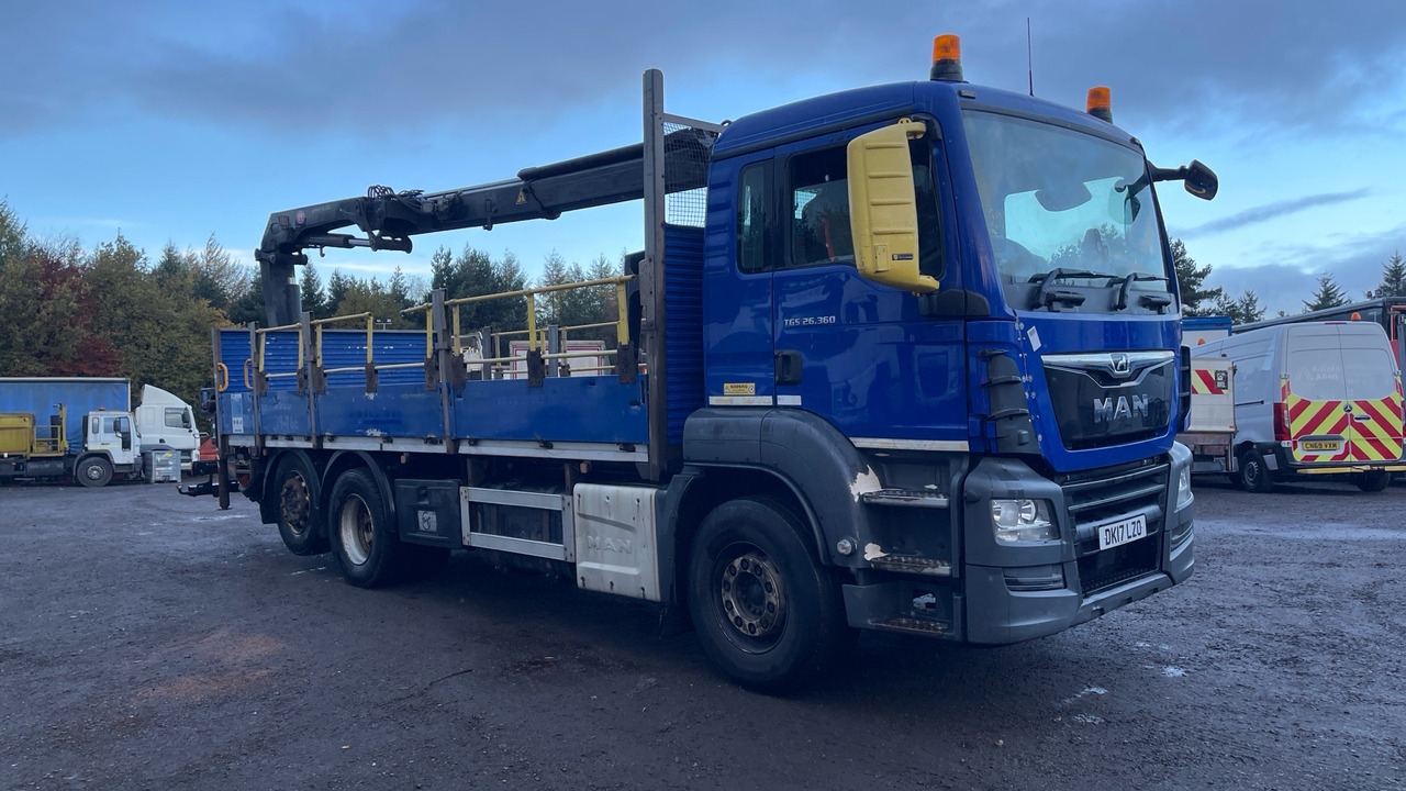 Man TGS 26.360 - Dropside/ Flatbed truck, Crane truck: picture 1 Man TGS 26.360 - Dropside/ Flatbed truck, Crane truck: picture 1