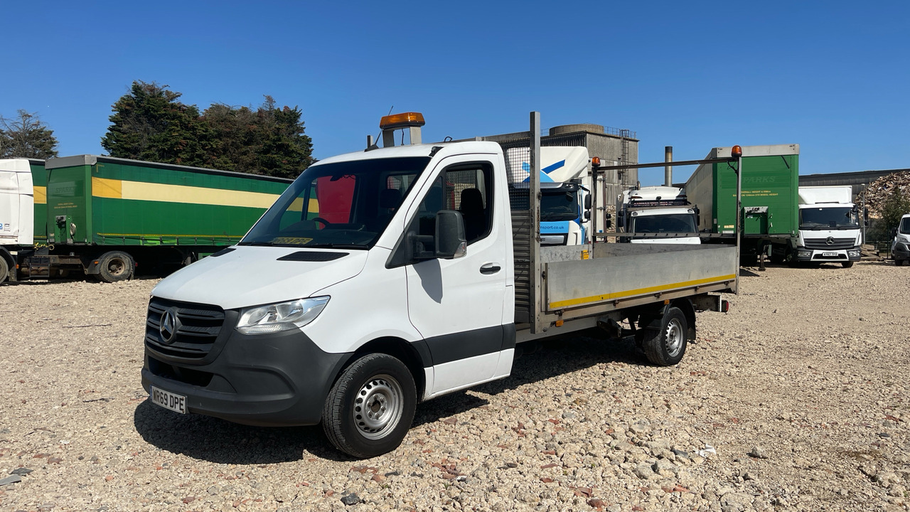 Mercedes-Benz Sprinter 314 CDI - Flatbed van: picture 2 Mercedes-Benz Sprinter 314 CDI - Flatbed van: picture 2
