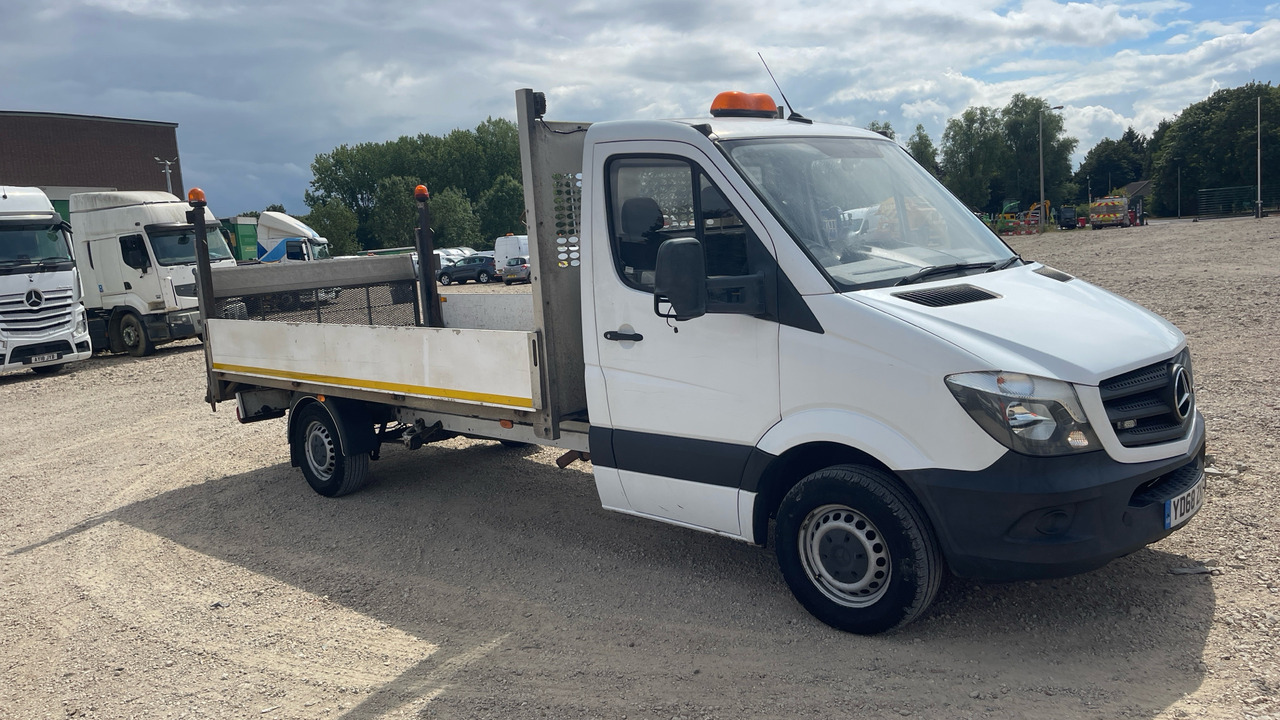 Mercedes-Benz Sprinter 314 CDI - Flatbed van: picture 1 Mercedes-Benz Sprinter 314 CDI - Flatbed van: picture 1