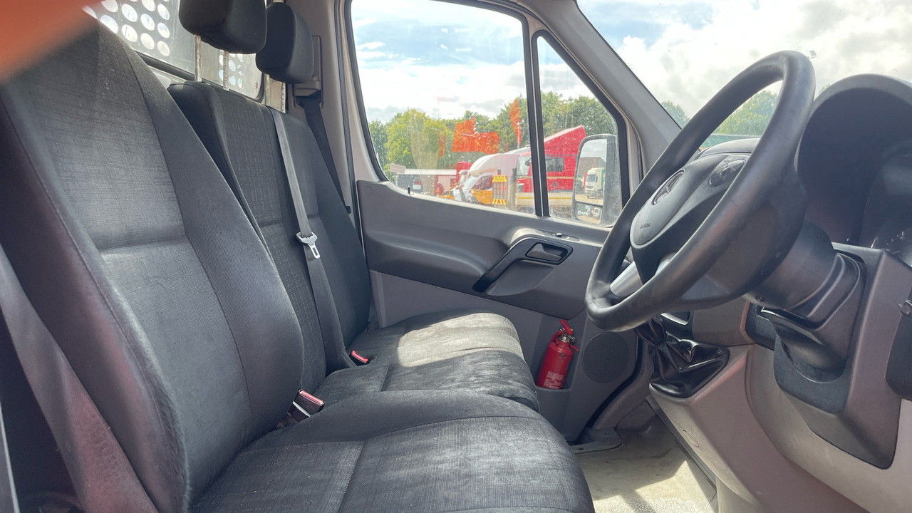 Mercedes-Benz Sprinter 314 CDI - Flatbed van: picture 5 Mercedes-Benz Sprinter 314 CDI - Flatbed van: picture 5