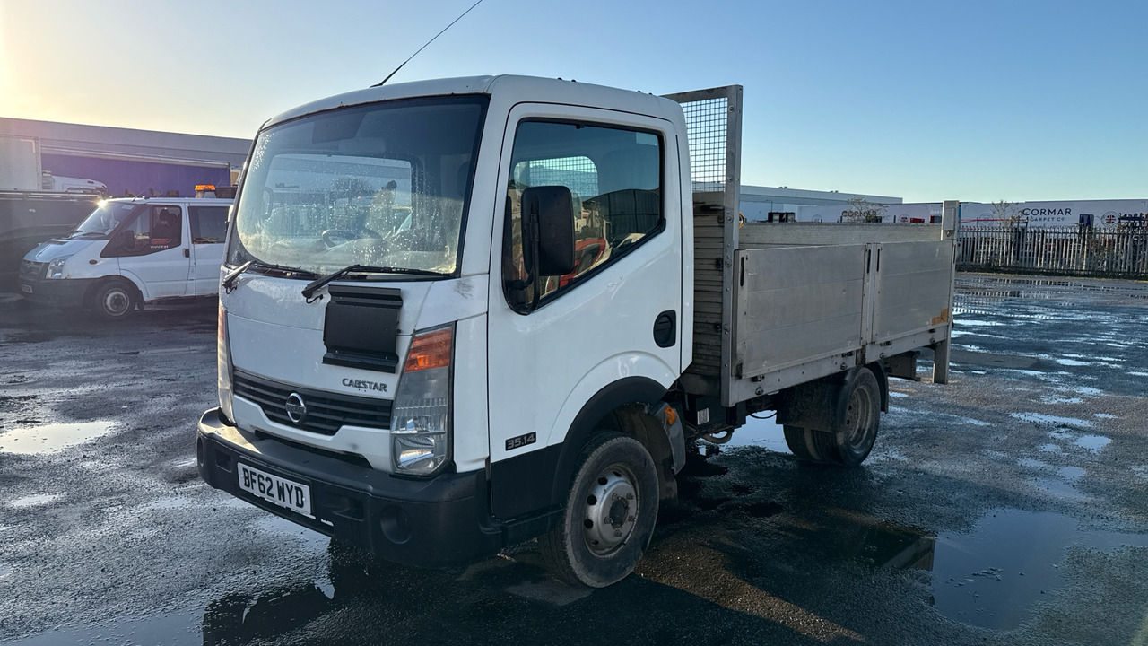 NISSAN CABSTAR 35.14 dCi - Flatbed van: picture 2 NISSAN CABSTAR 35.14 dCi - Flatbed van: picture 2