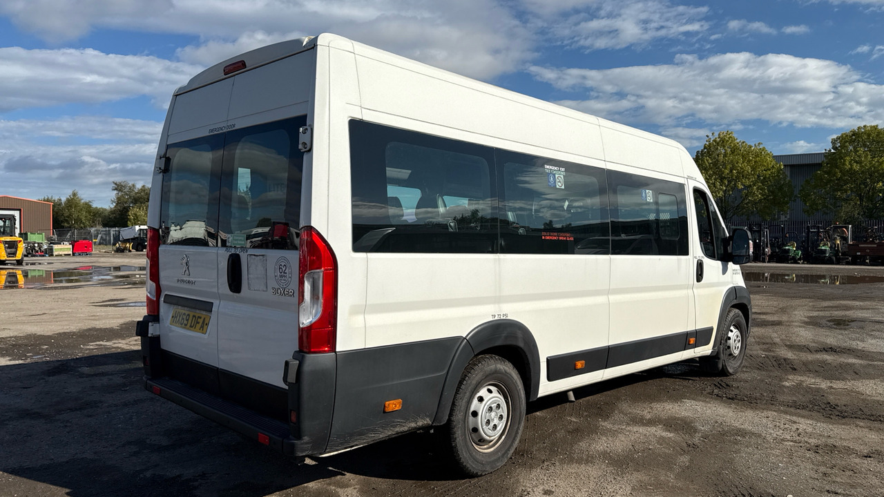 PEUGEOT BOXER 440 2.0 BlueHDi 130ps - Minibus, Passenger van: picture 4 PEUGEOT BOXER 440 2.0 BlueHDi 130ps - Minibus, Passenger van: picture 4