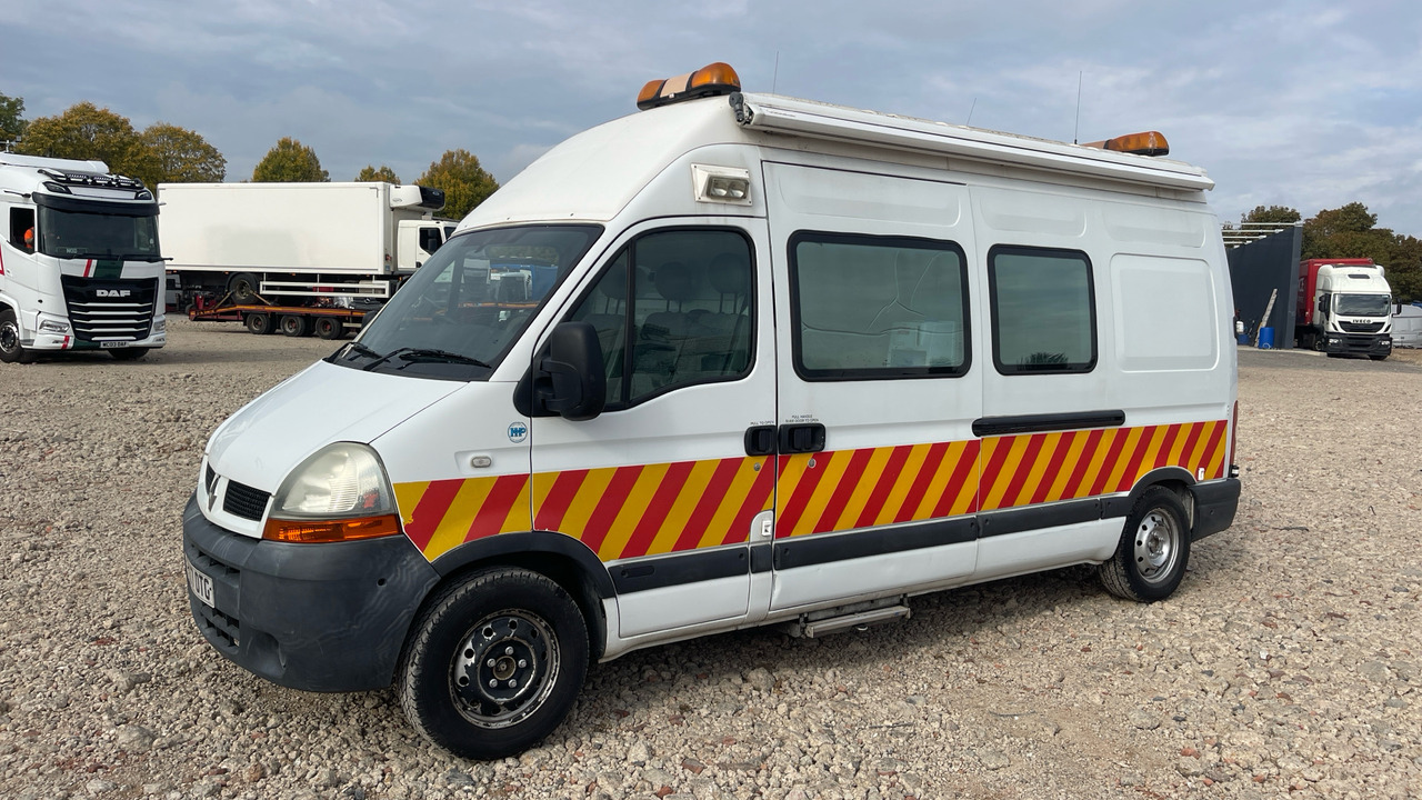 RENAULT MASTER 35 2.5 DCI 100PS - Panel van, Municipal/ Special vehicle: picture 2 RENAULT MASTER 35 2.5 DCI 100PS - Panel van, Municipal/ Special vehicle: picture 2